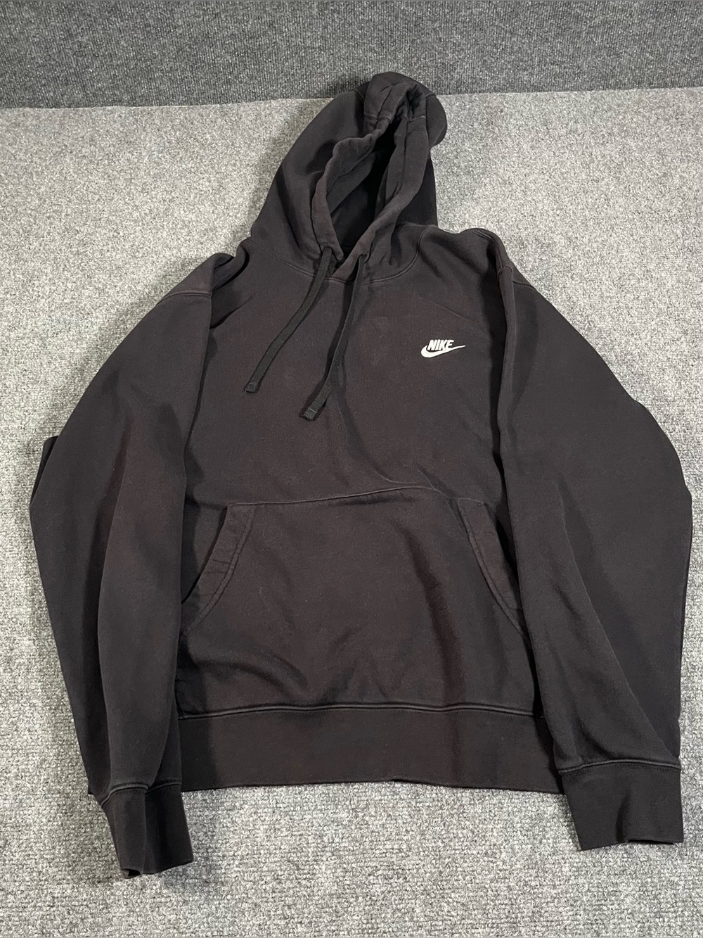 Nike Hoodie Men’s Large Black Y2K Activewear Athleisure Casual Faded